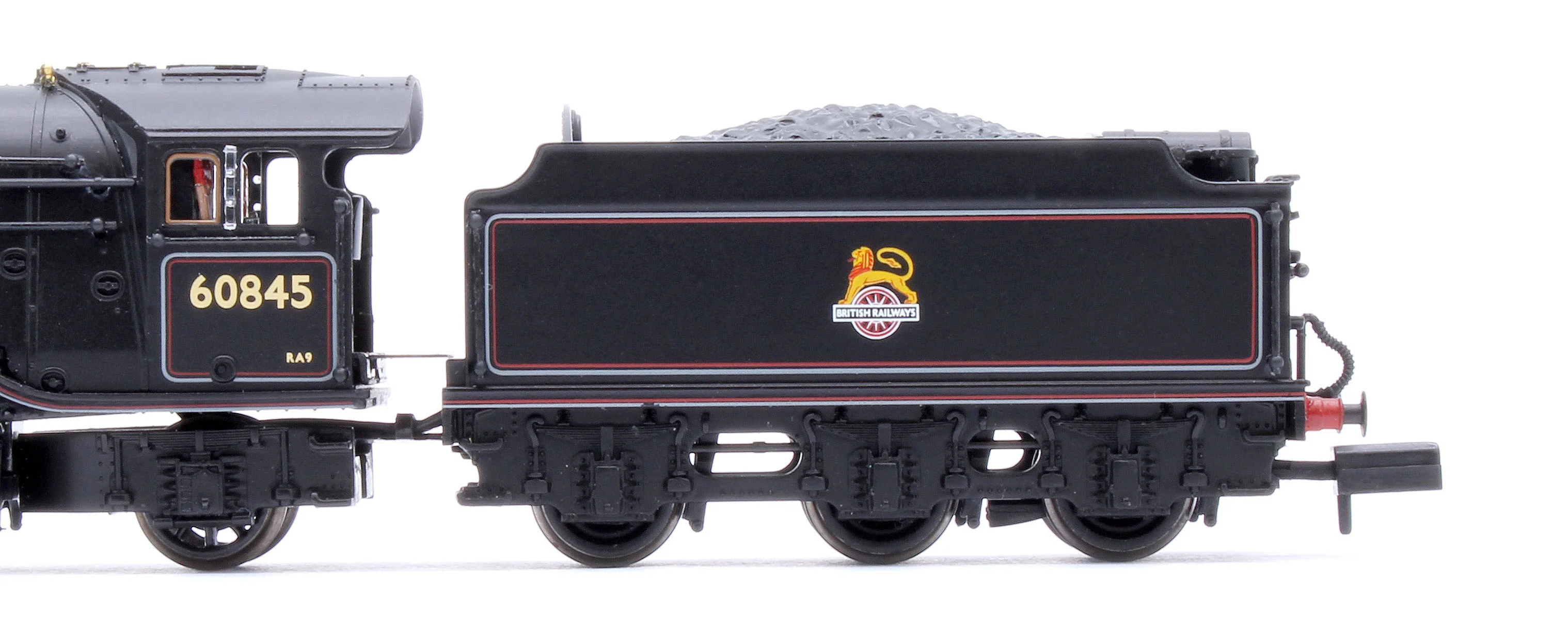 372-612 LNER V2 60845 BR Lined Black (Early Emblem) Steam Locomotive - Image 6