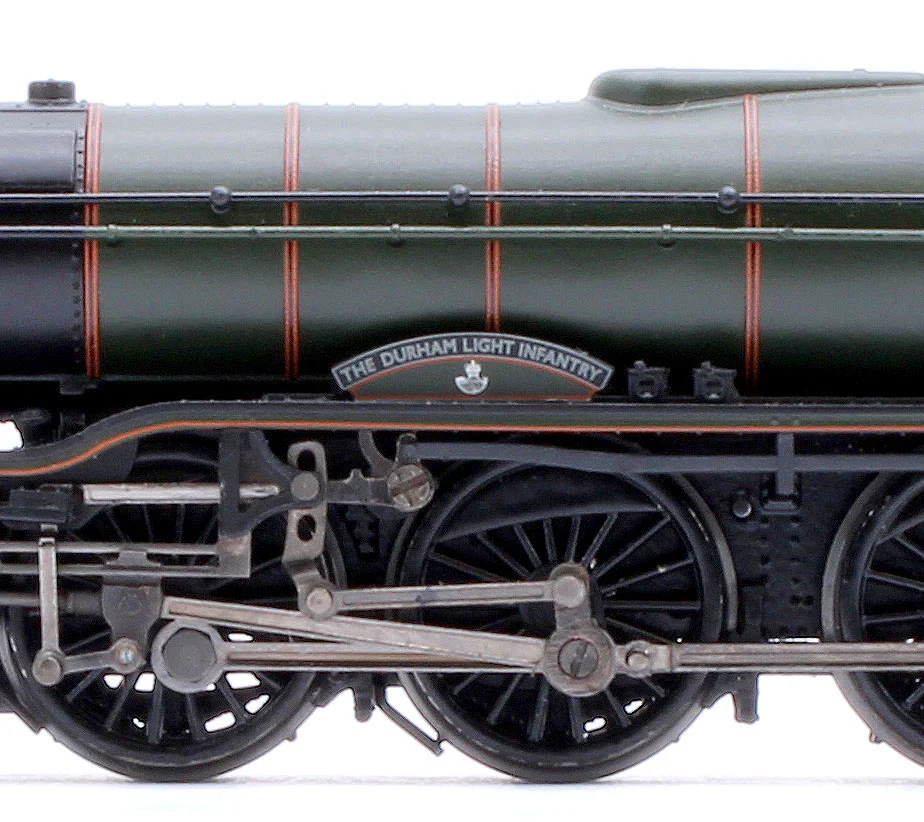 372-613SF LNER V2 60964 'Durham Light Infantry' BR Lined Green (Late Crest) Steam Locomotive - DCC Sound - Image 8