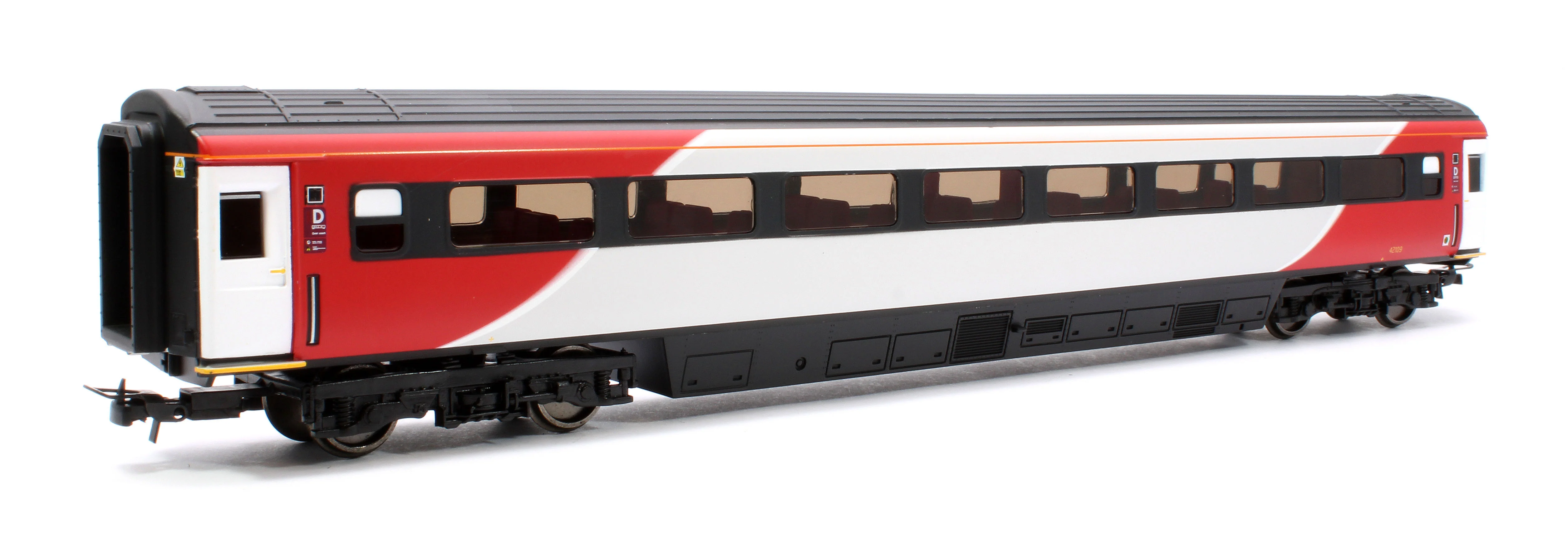 R4931L Mk3 Trailer Standard Open (TSO) Coach D LNER 42109 - Image 3