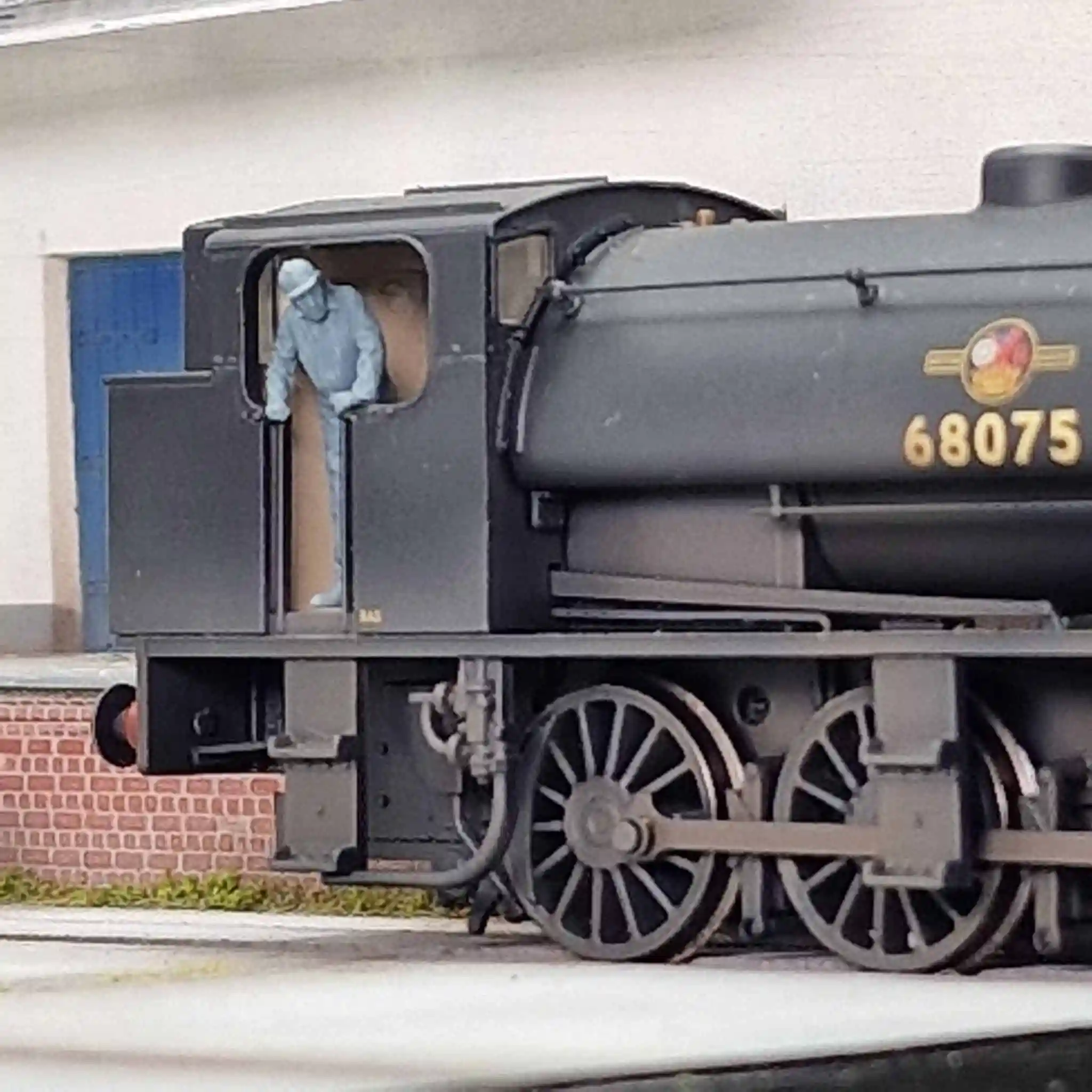 11255-043 O Gauge Loco Specific Crew - J94 Austerity BR Crew Pack 2 - Image 3