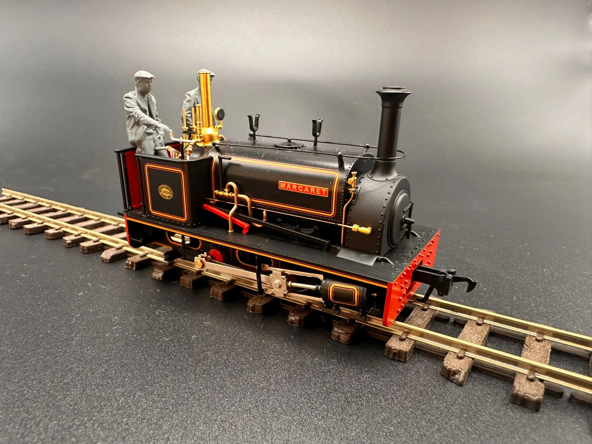 11263-043 O Gauge Loco Specfic Crew Quarry Hunslet Crew Pack Open Cab 2 - Image 2