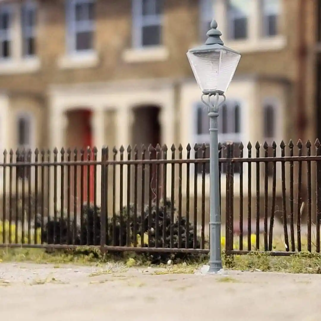 2605-076 OO Gauge - Detailing - GWR No1 Column Circular Lamps x5 - Image 2