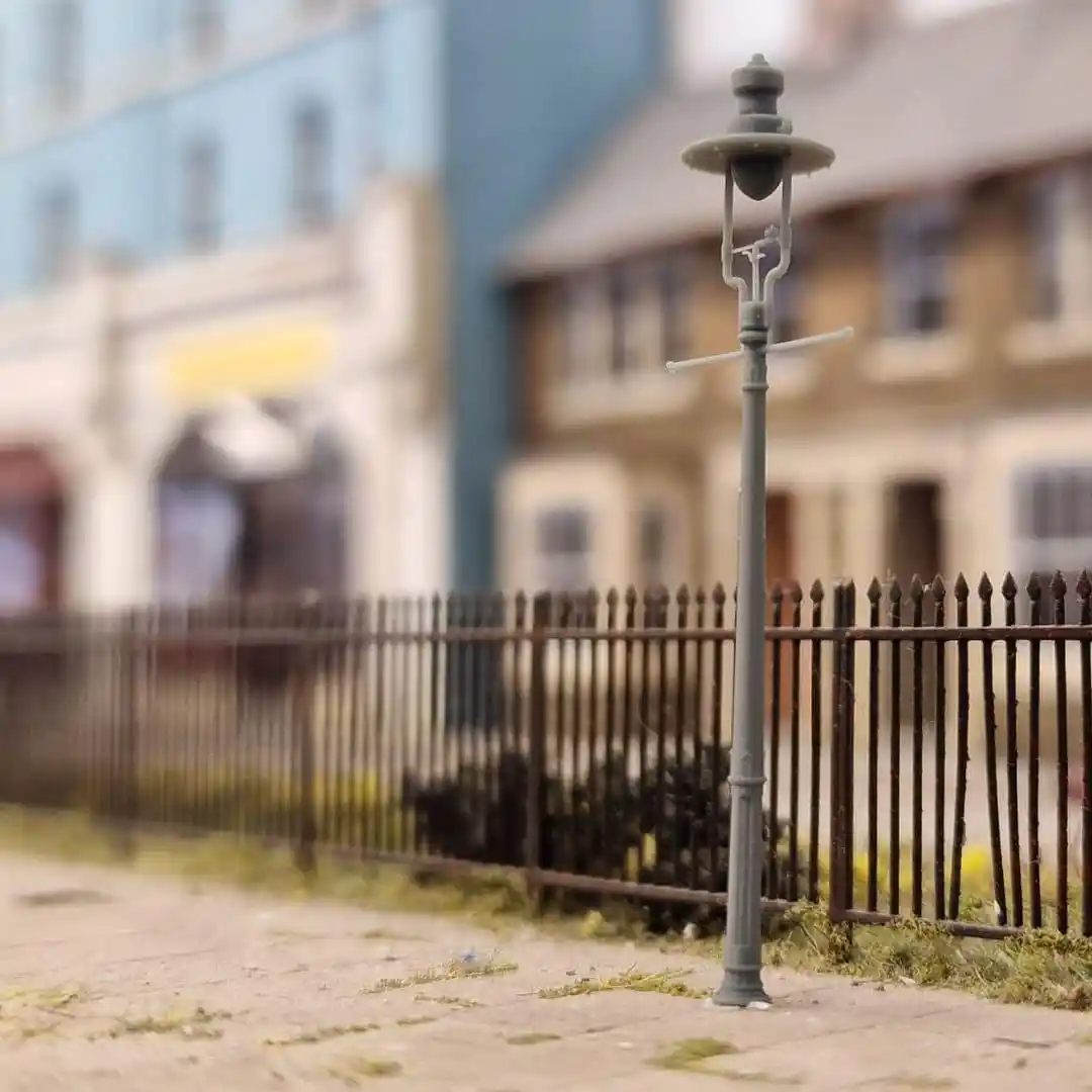2614-076 OO Gauge - Detailing - GWR No2 Circular Column Suggs Lamps x5 - Image 2