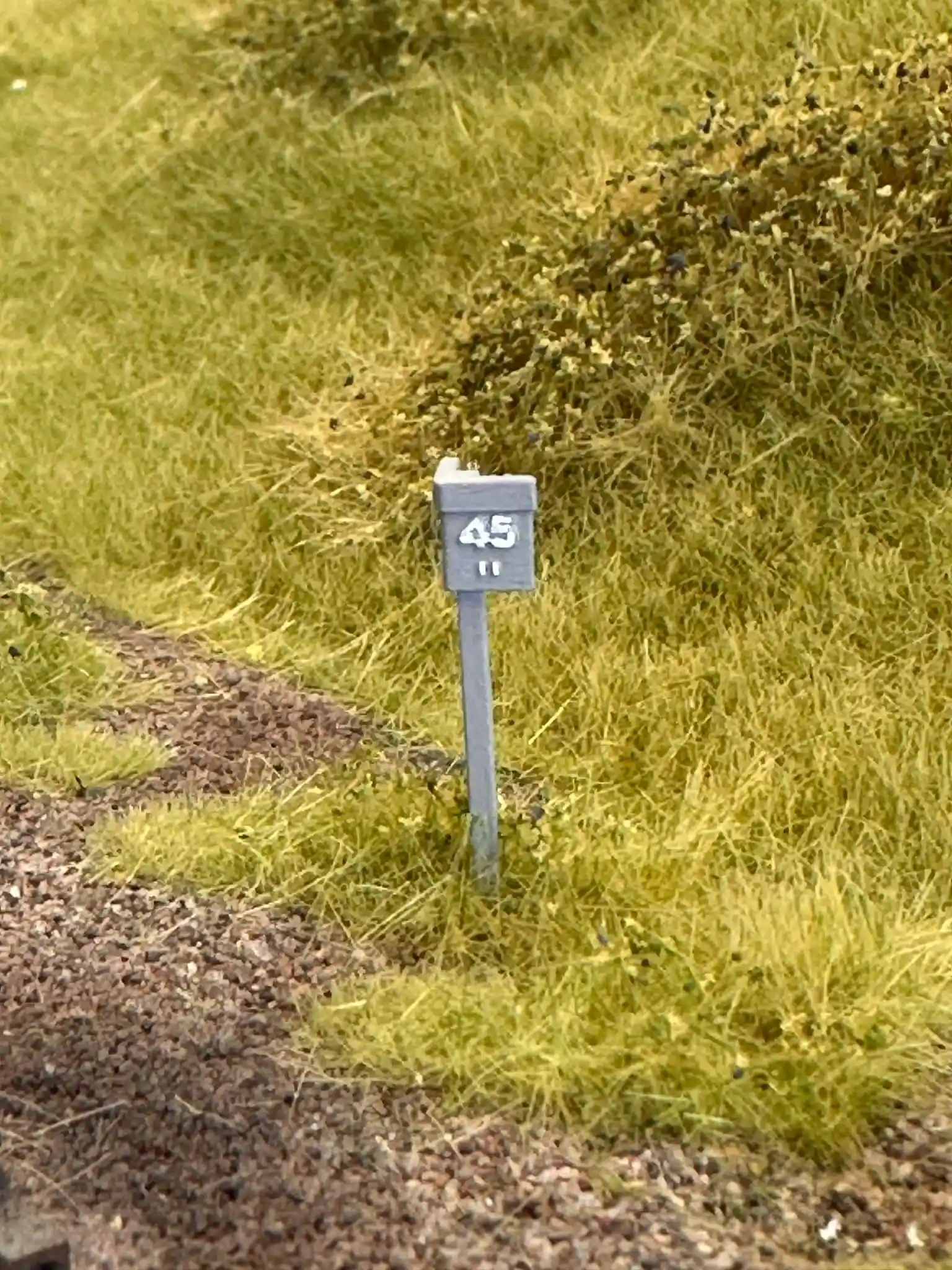 2625-043 O Gauge SR Mileposts (x24) - Image 2
