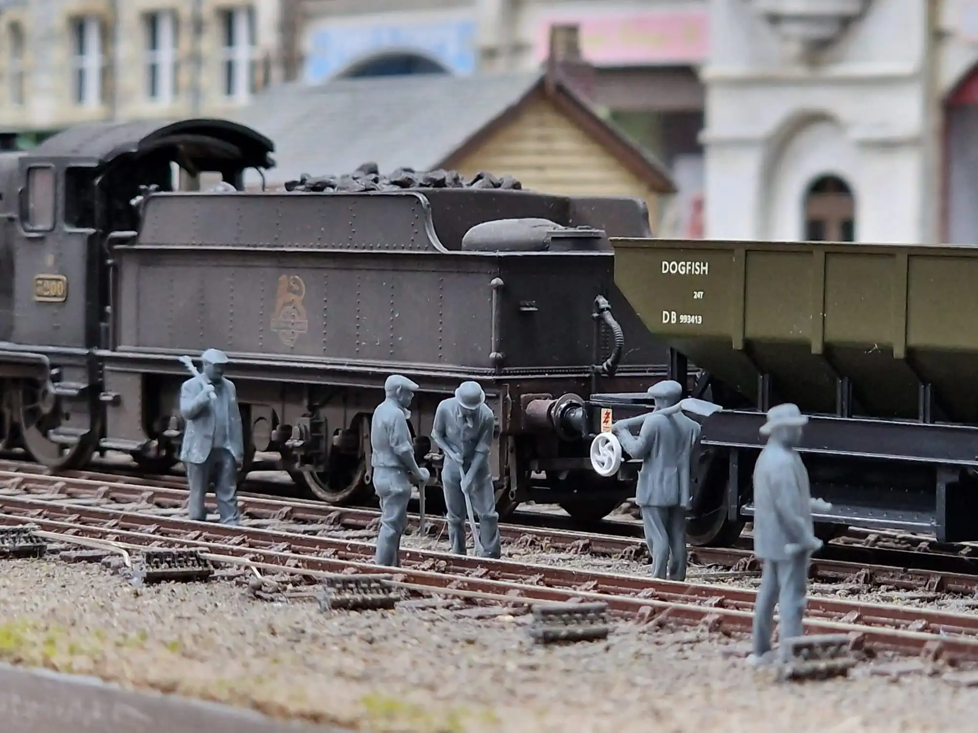 9034-043 O Gauge 1948-1968 British Railways - PW Gang Bundle - Image 2