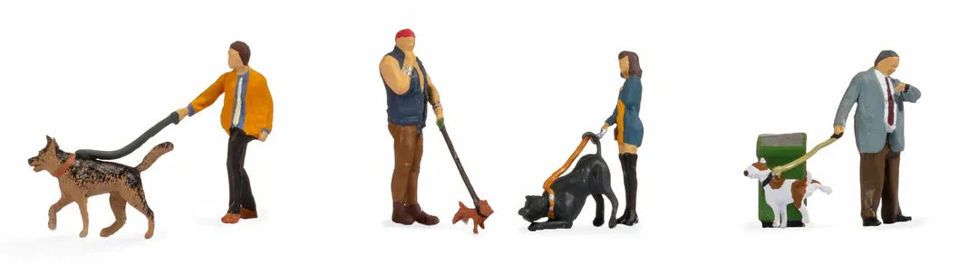 N15471 Dog Walkers (4) Figure Set