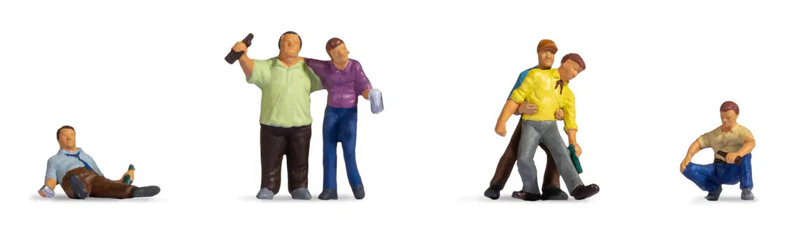 N15559 Drunk People (6) Figure Set