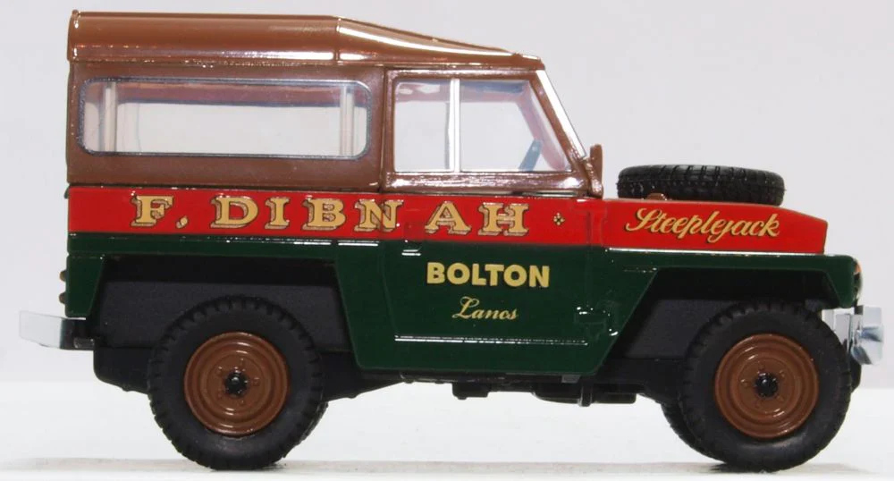 43LRL006 Land Rover Lightweight Hard Top Fred Dibnah - Image 4