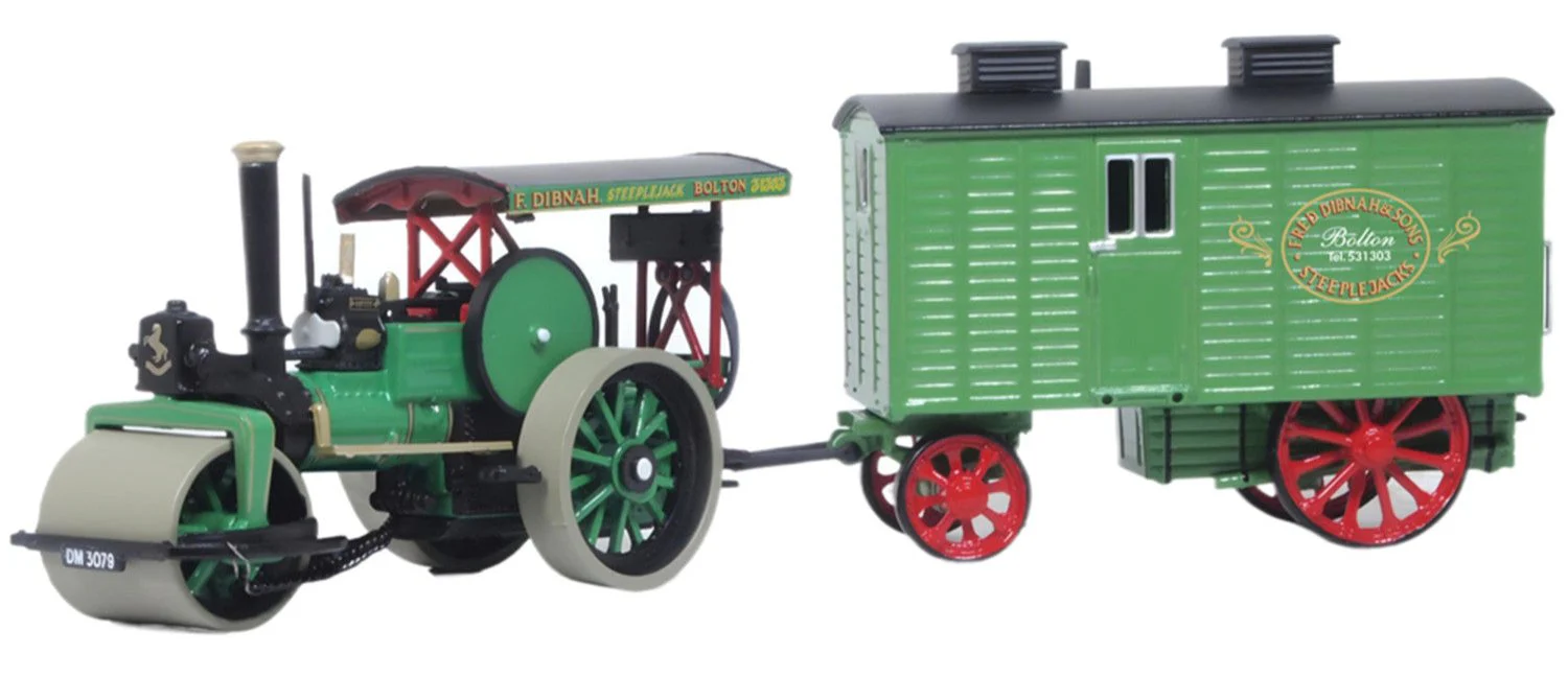 76APR004 Aveling & Porter Road Roller/Living Wagon Fred Dibnah