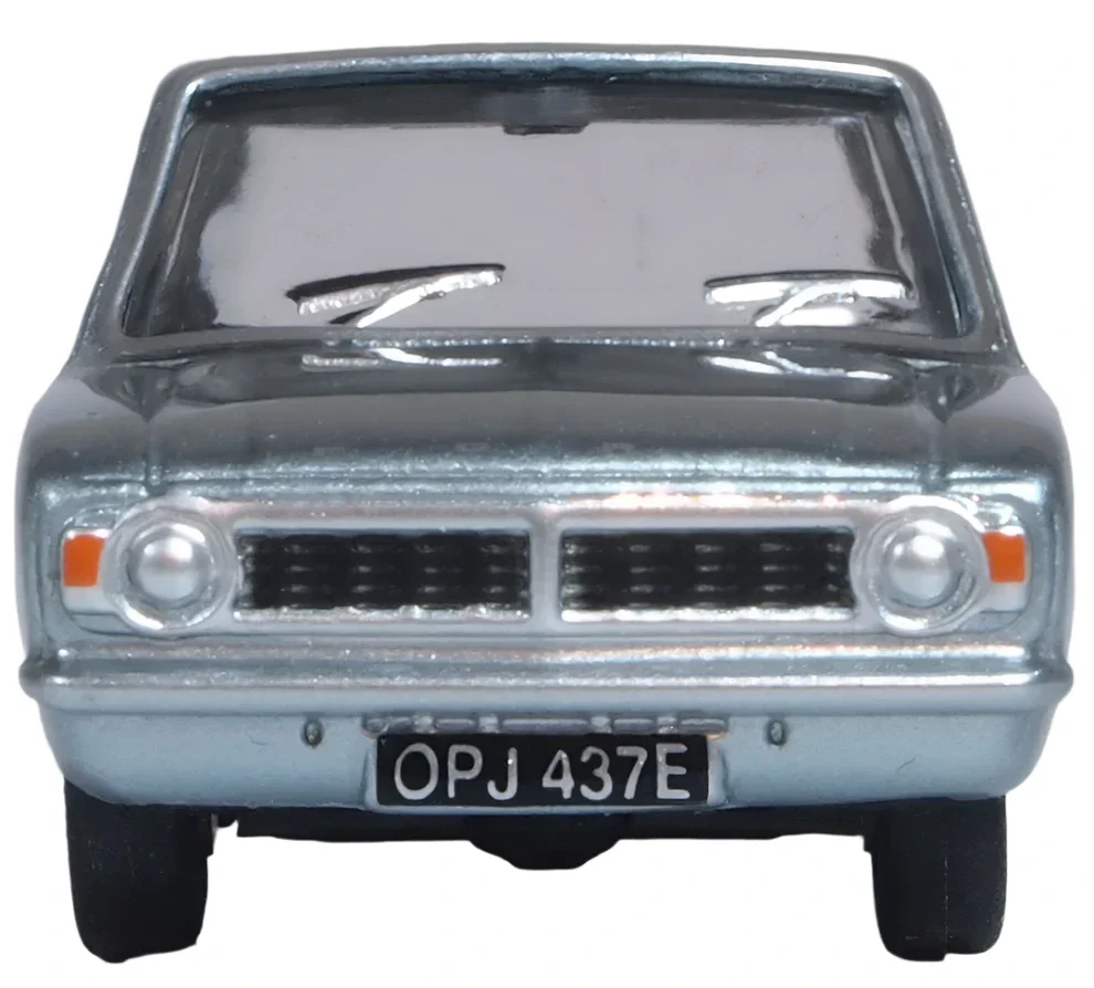 76COR2009 Ford Cortina MkII Blue Mink - Image 2