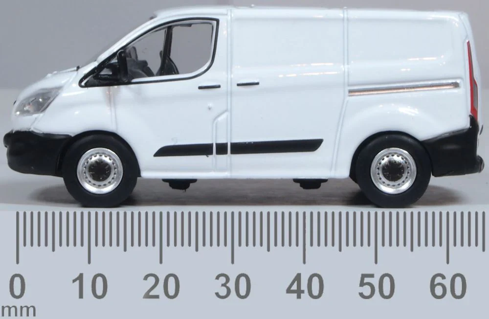 76CUS002 Ford Transit Custom White - Image 6