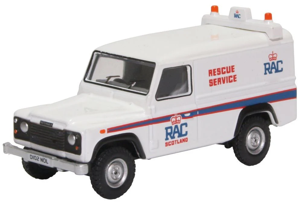 76DEF015 Land Rover Defender LWB Hard Back RAC