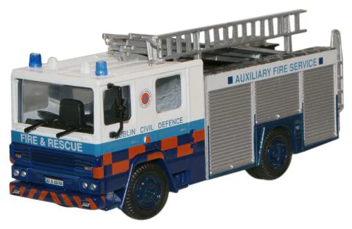 76DN002 Dublin Civil Defence Dennis RS Fire Engine