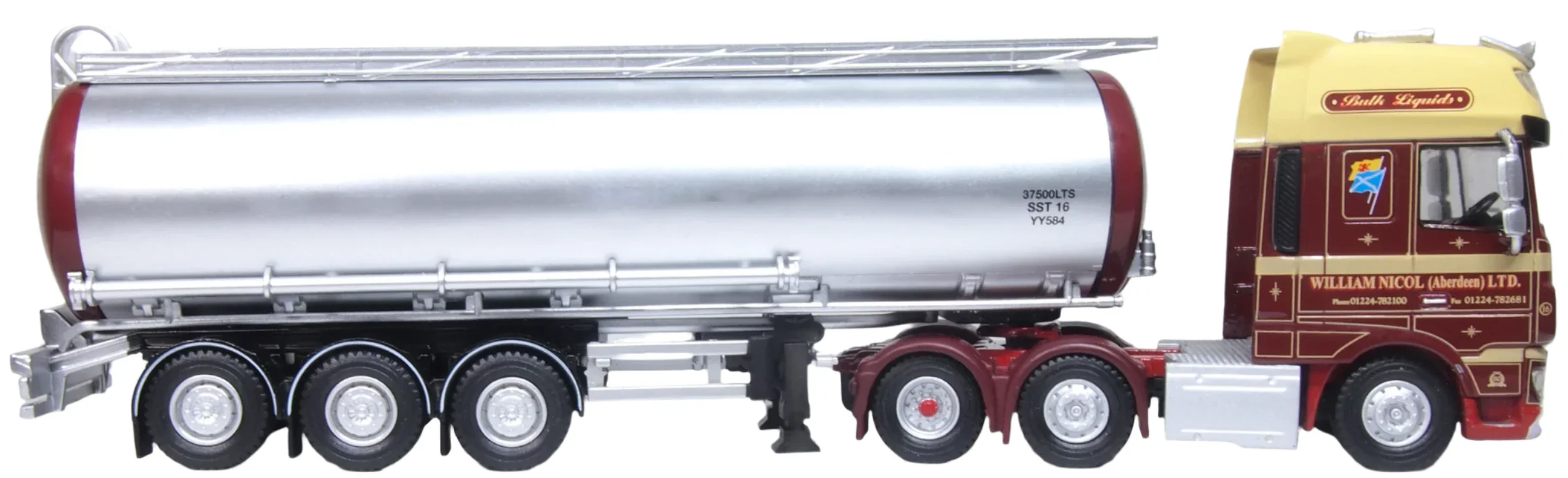 76DXF006 DAF XF Euro 6 Cylindrical Tanker William Nicol - Image 2