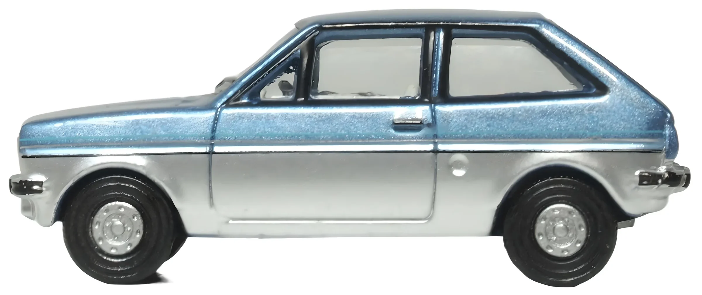 76FF007 Ford Fiesta MkI Titan Blue/Strato Silver - Image 3