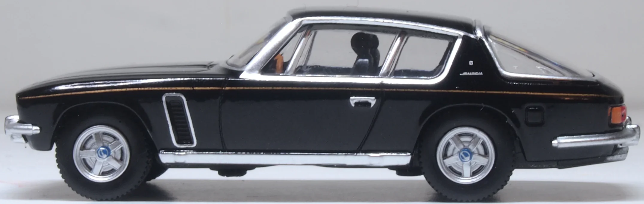 76JI010 Jensen Interceptor MkIII Black - Image 2