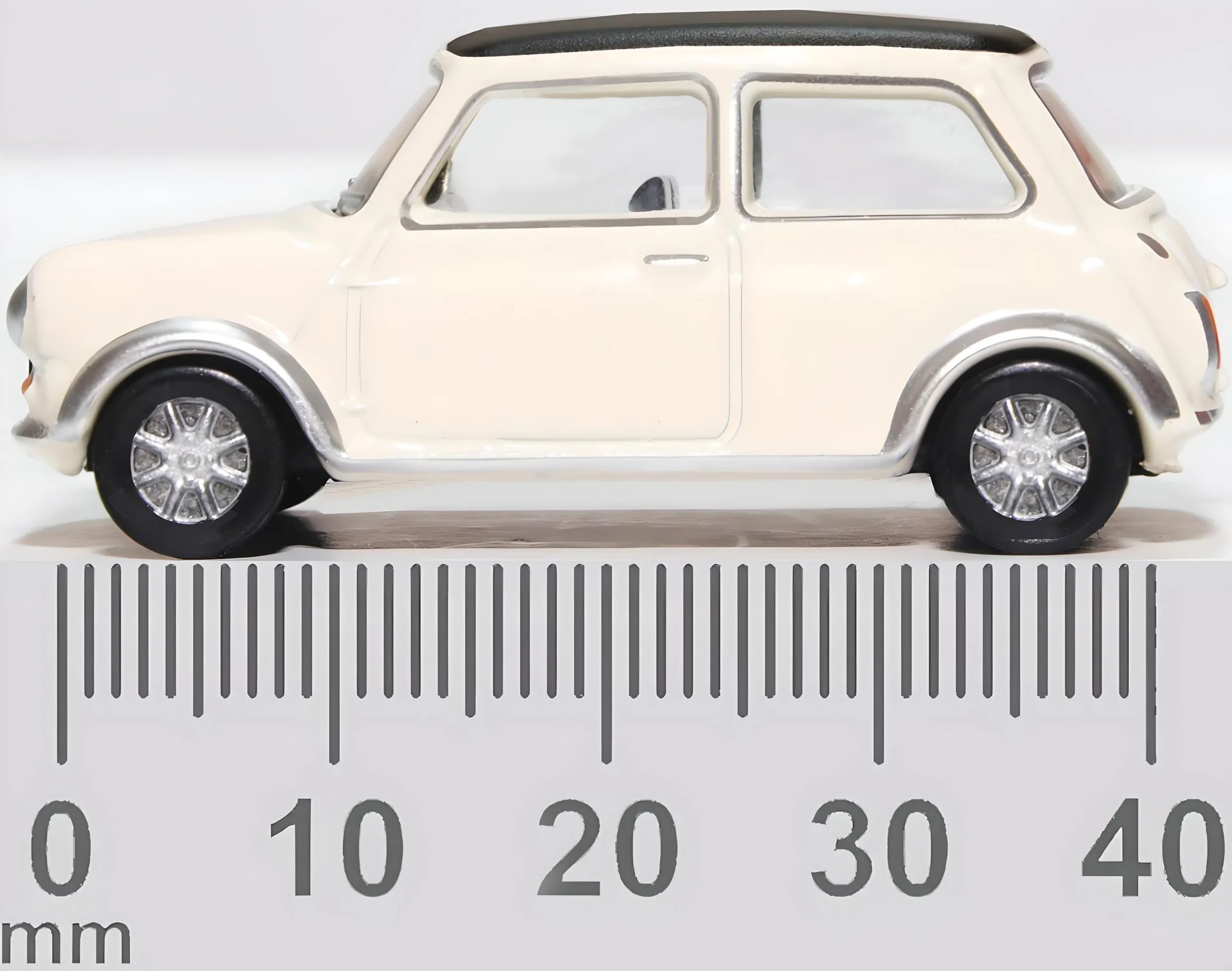 76MCS004 Mini Cooper S MkII Snowberry White/Black - Image 6