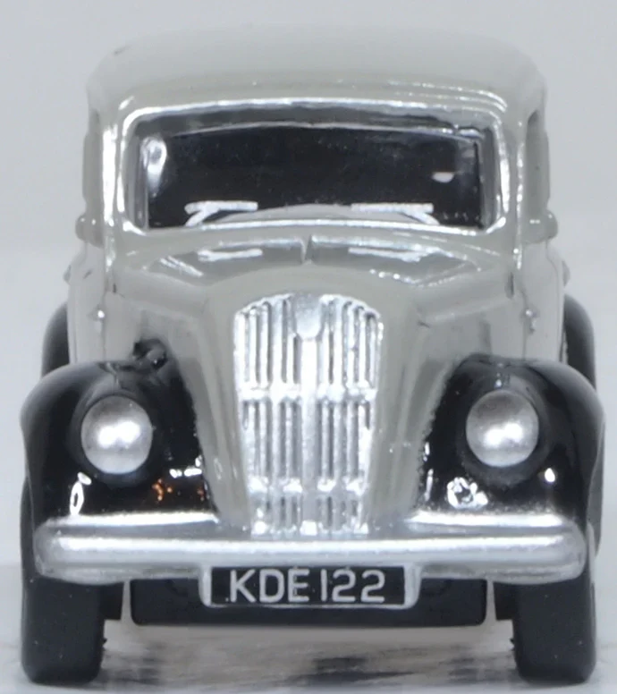 76MES007 Morris Eight E Saloon Grey - Image 2
