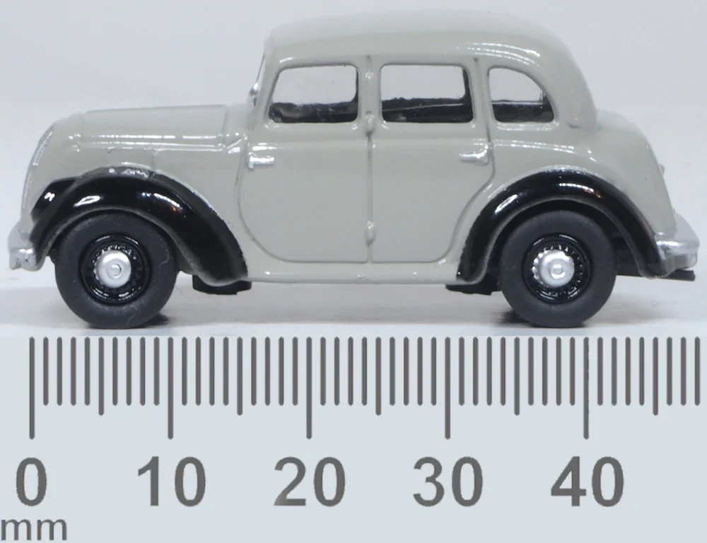 76MES007 Morris Eight E Saloon Grey - Image 6