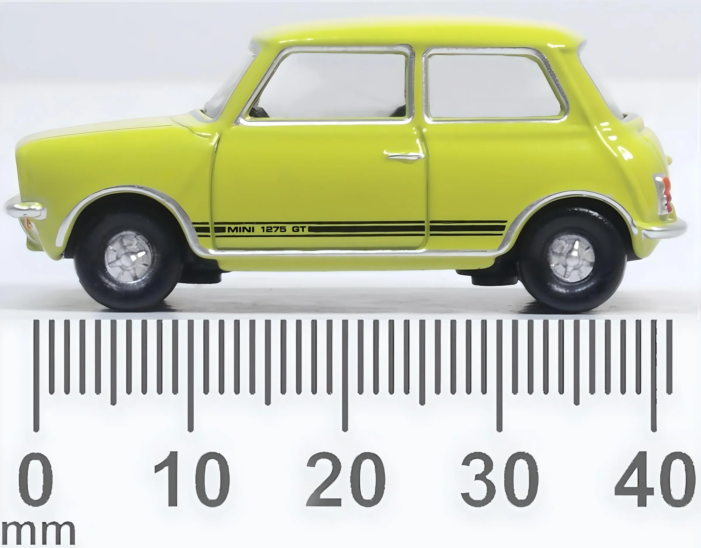 76MINGT007 Mini 1275GT Citron - Image 6