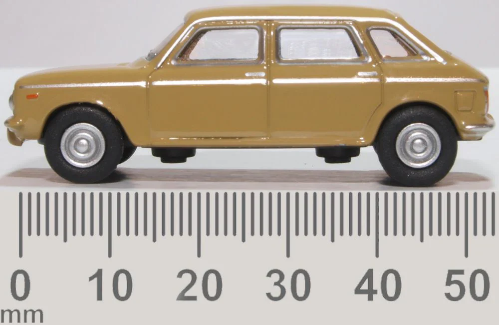 76MX003 Austin Maxi Harvest Gold - Image 5