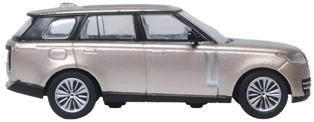 76RR5S001 Range Rover L460 SWB 1st Edition Batumi Gold - Image 4