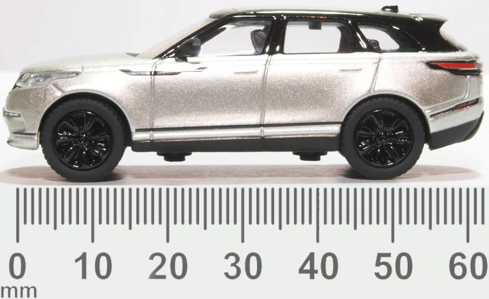 76VEL003 Range Rover Velar SE Silicon Silver - Image 6