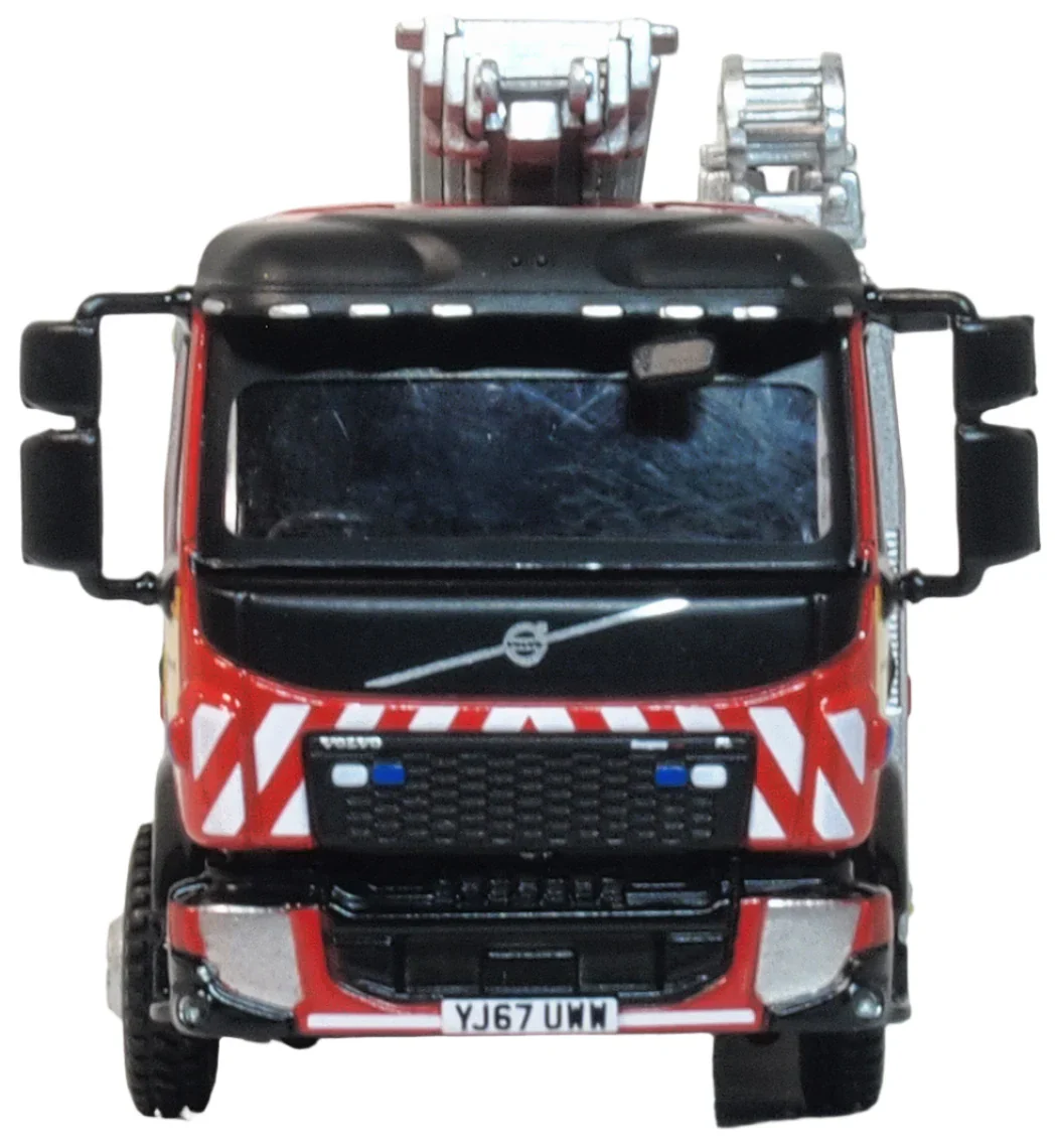 76VEO001 Volvo FL Emergency 1 Pump Ladder West Yorkshire - Image 2