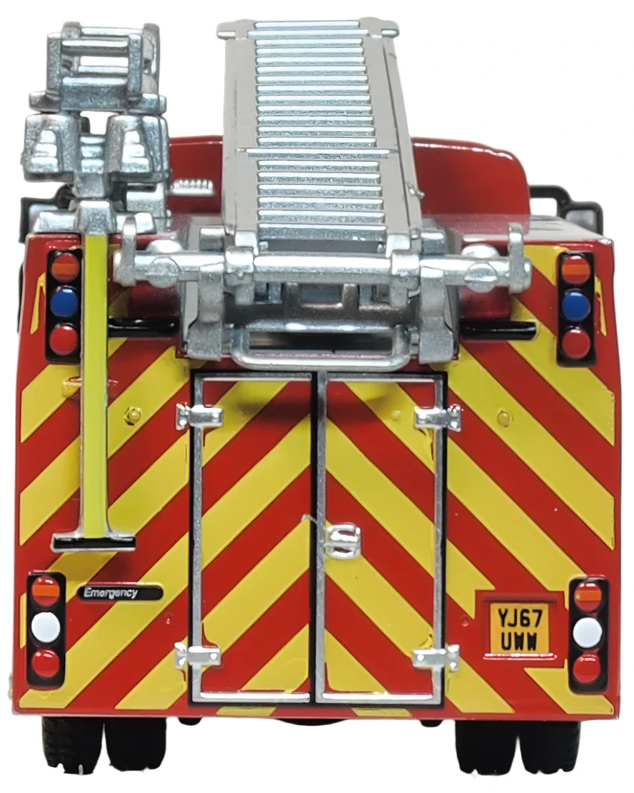 76VEO001 Volvo FL Emergency 1 Pump Ladder West Yorkshire - Image 5