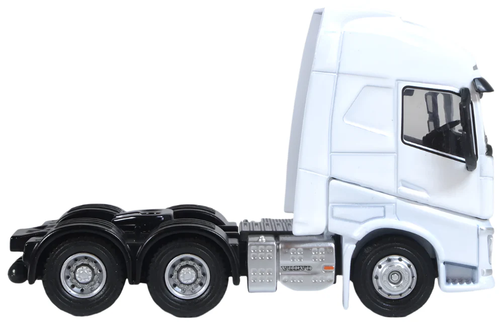 76WHVOLCAB Volvo FH4 Cab White - Image 4