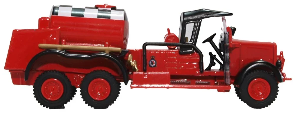 76WOT002 Ford WOT1 Crash Tender RAF Catterick (Red) - Image 4