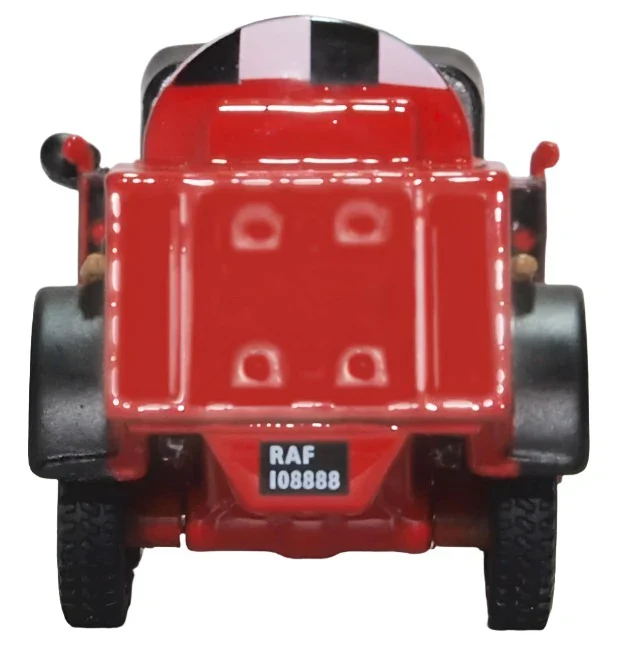 76WOT002 Ford WOT1 Crash Tender RAF Catterick (Red) - Image 5