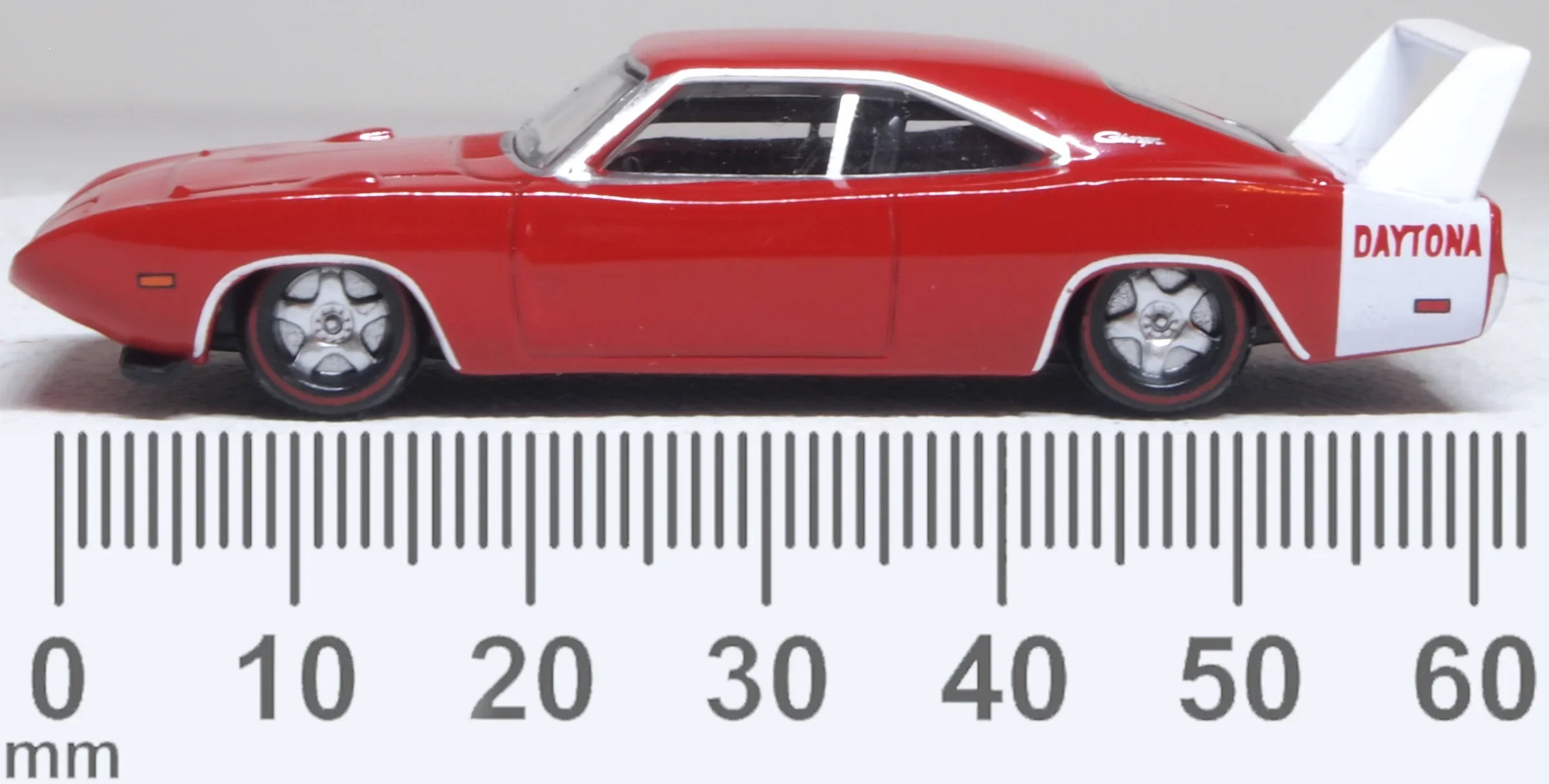 87DD69005 1969 Dodge Charger Daytona Charger Red - Image 4