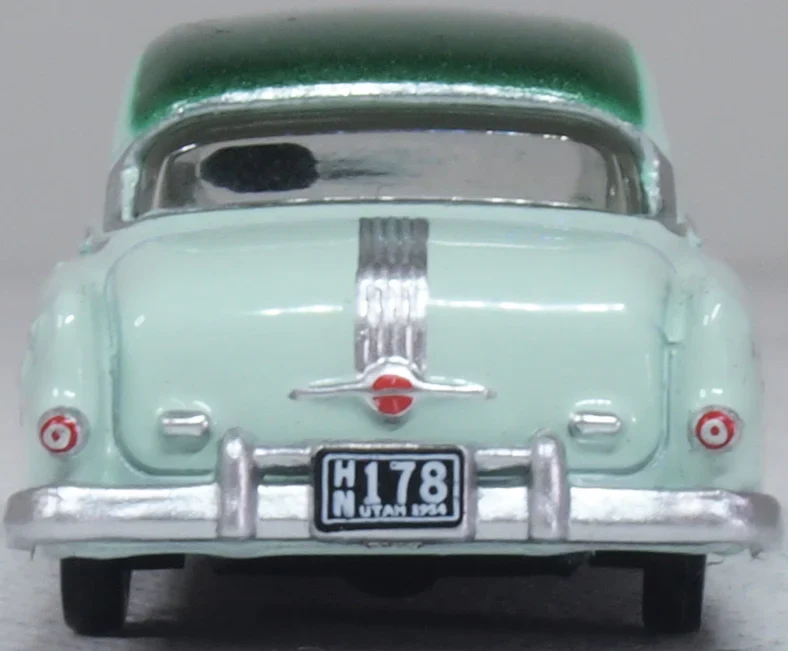 87PC54005 1954 Pontiac Chieftain 4 Dr Shannon Green/Brookmere Green - Image 5
