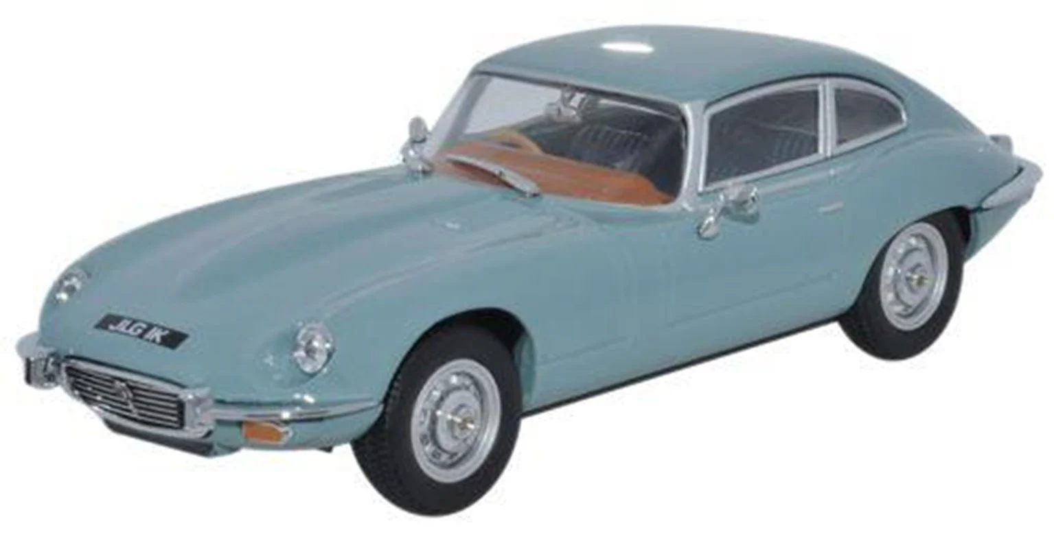 JAGV12001 Jaguar V12 Light Blue
