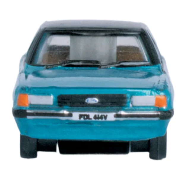 NFC5002 Ford Cortina Mk5 Cosmos Blue - Image 2