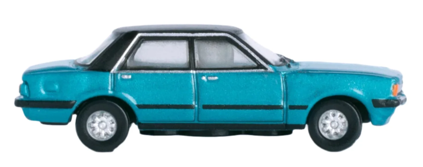 NFC5002 Ford Cortina Mk5 Cosmos Blue - Image 4