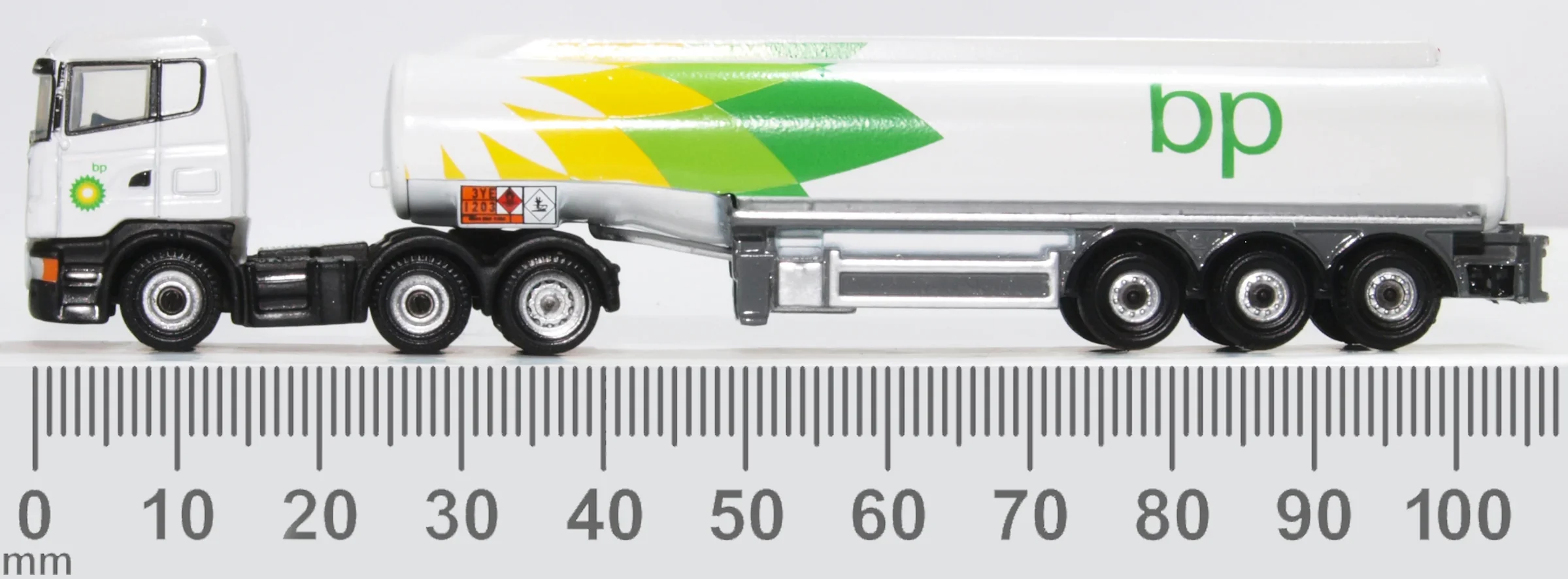 NSHL01TK Scania Highline Tanker BP - Image 6