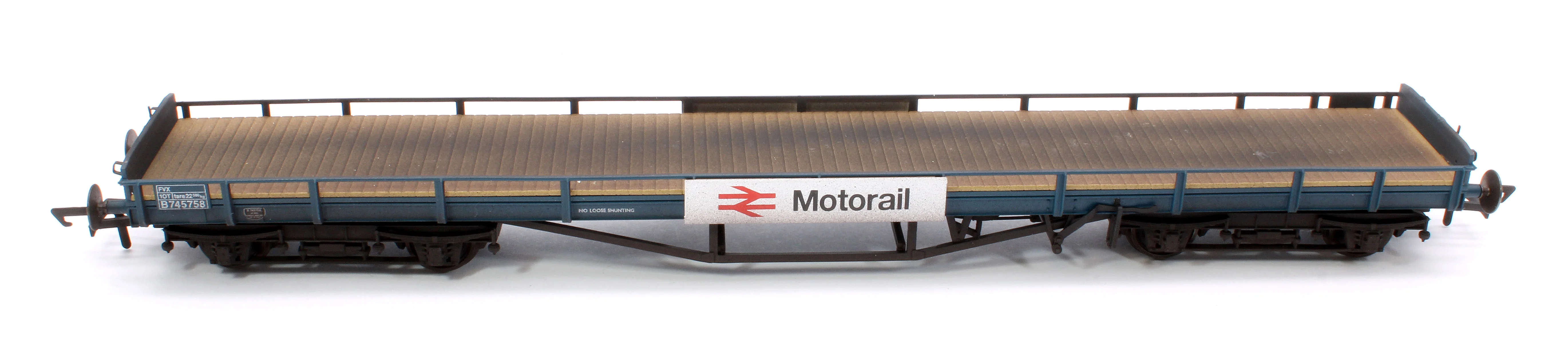 OR76CAR003BW Carflat Wagon Motorail B745758 Weathered - Image 4