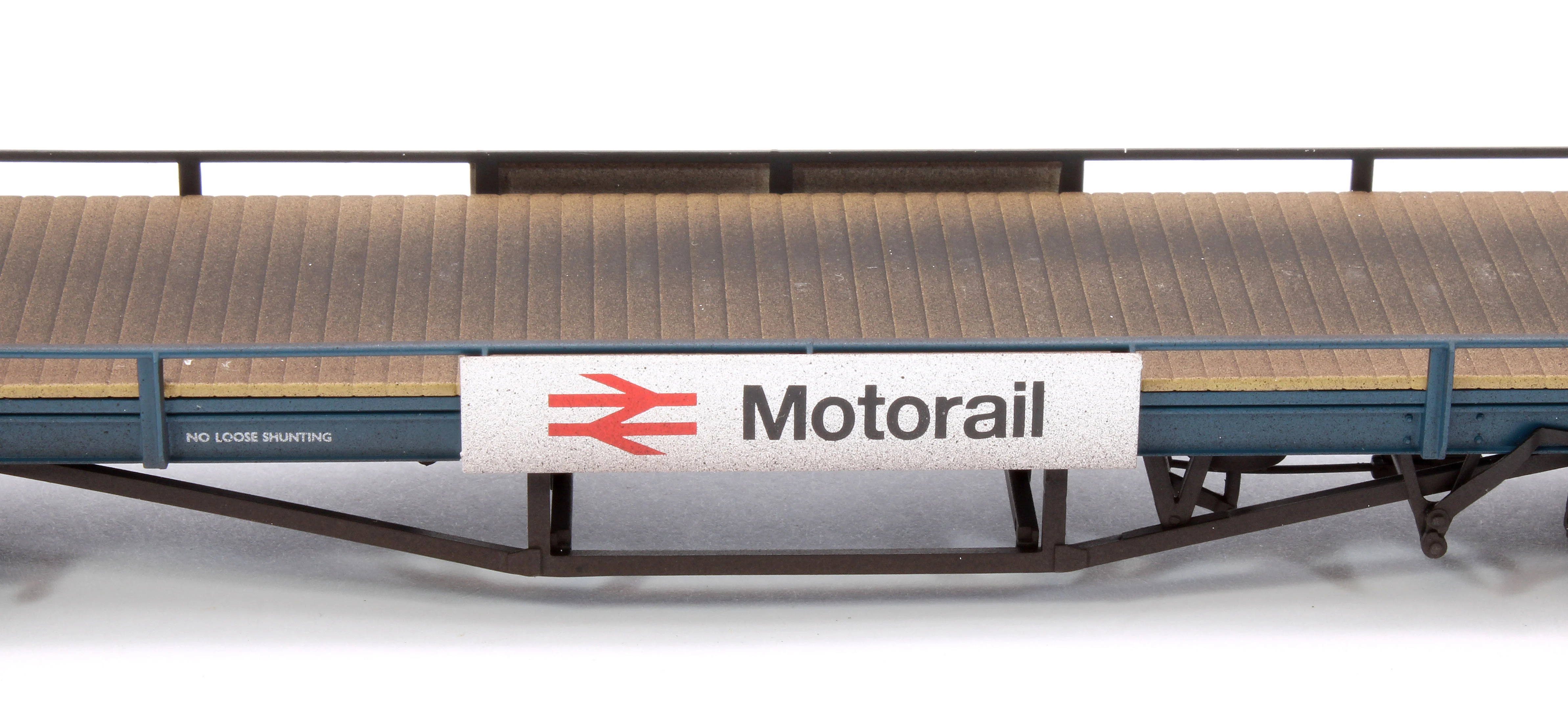 OR76CAR003BW Carflat Wagon Motorail B745758 Weathered - Image 5