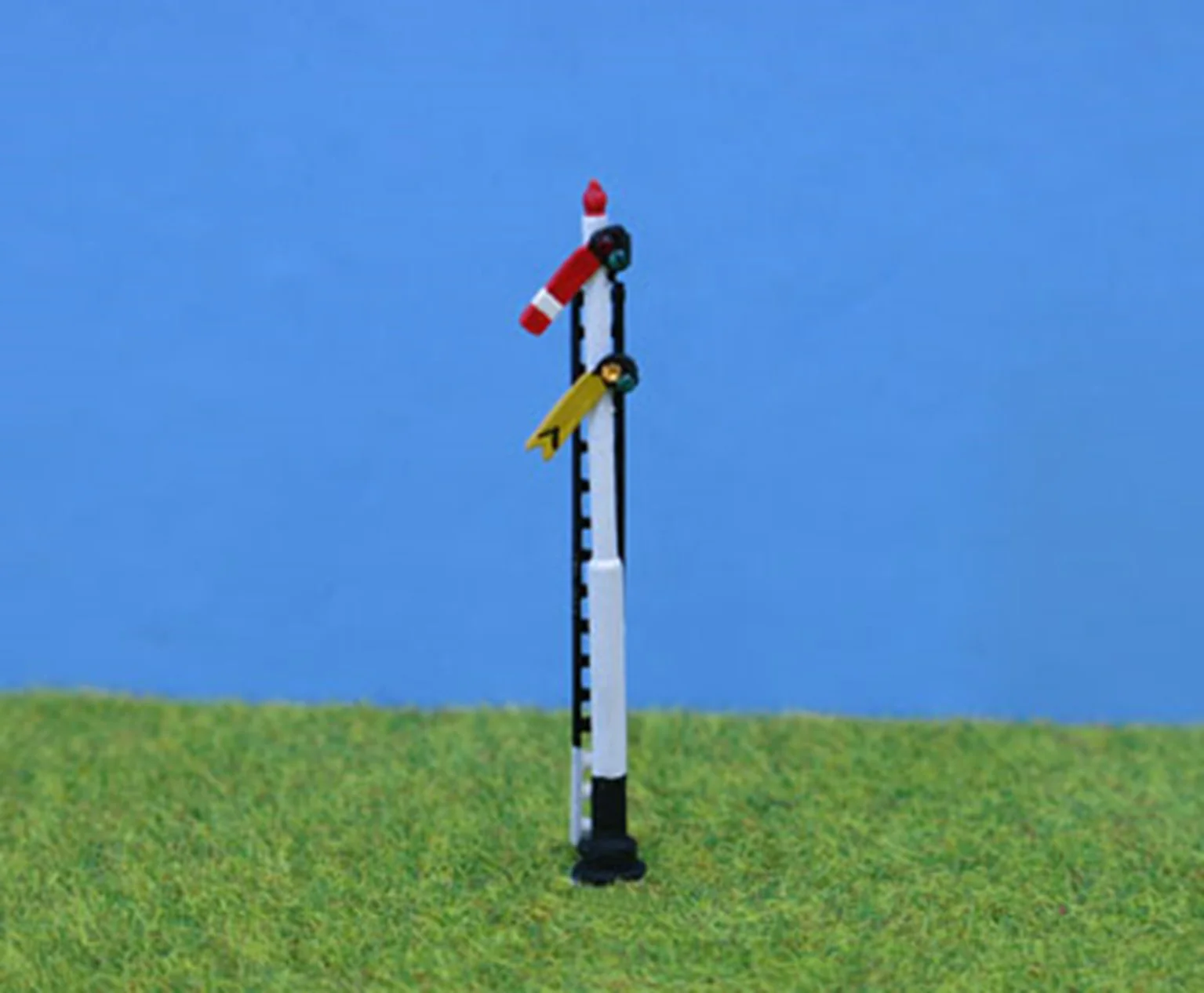 PDX352 N Gauge Painted GWR / BR Home / Distant Signal