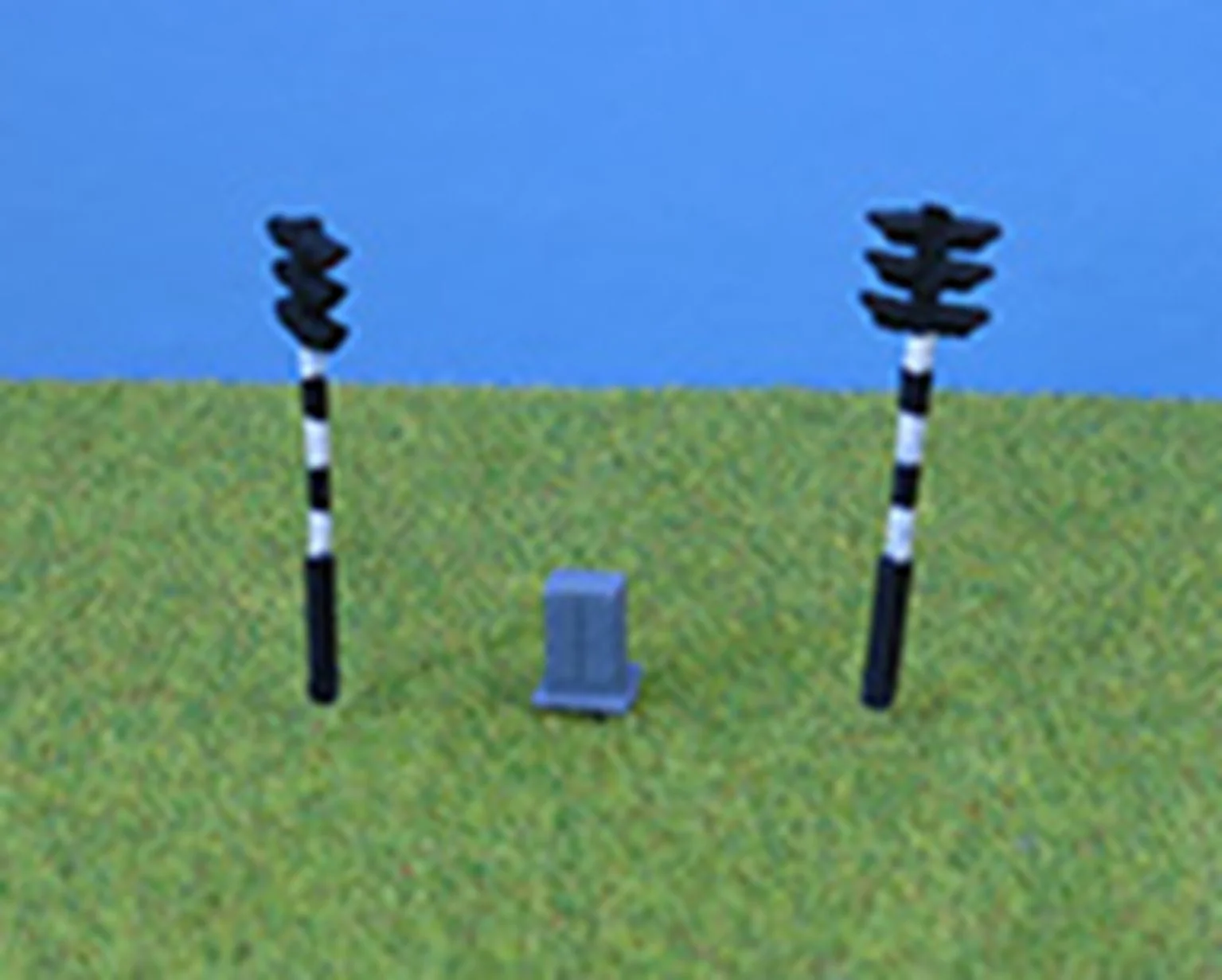 PDZ44 OO Gauge Period Traffic Light - Double Head