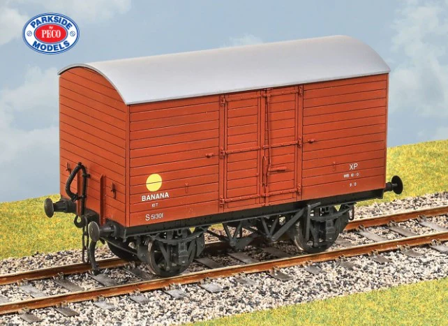 PS100 Southern Railway Banana Van