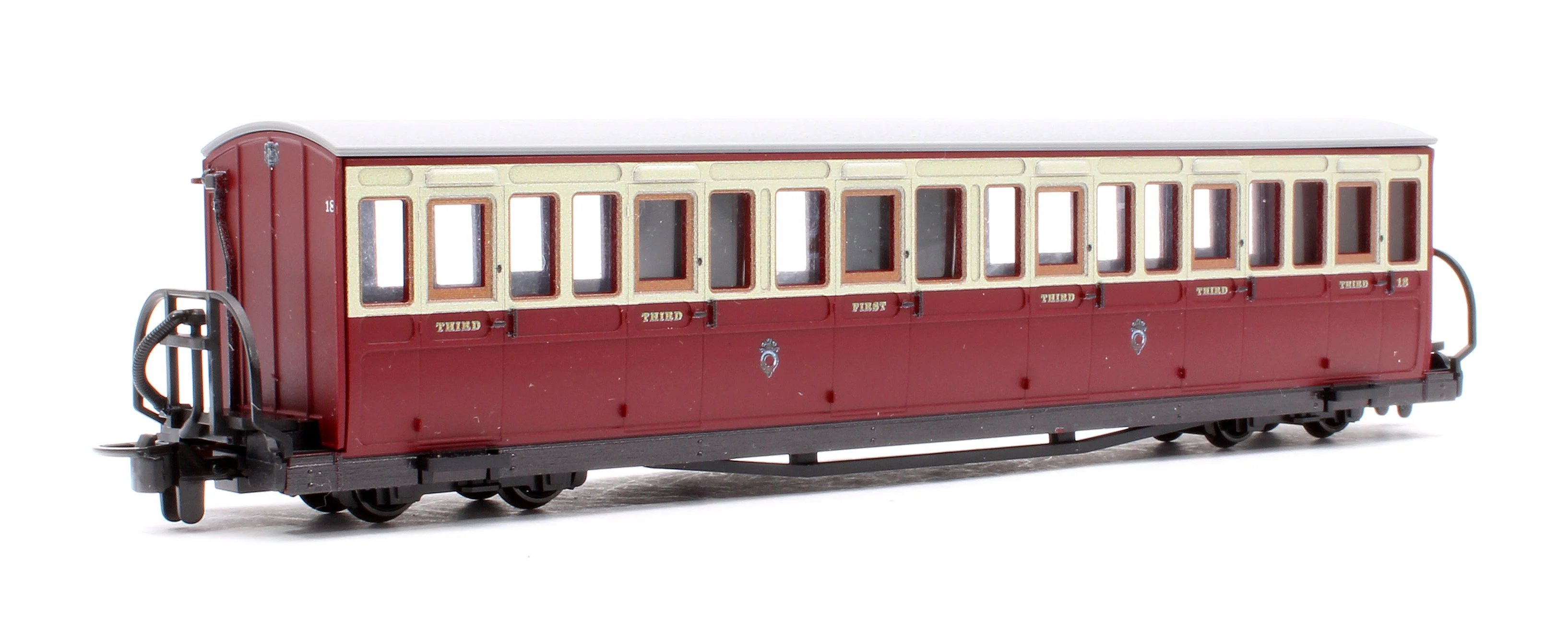 GR602B Ffestiniog Railway Short 'Bowsider' Bogie Coach, Red & Cream, No. 18 - Image 3