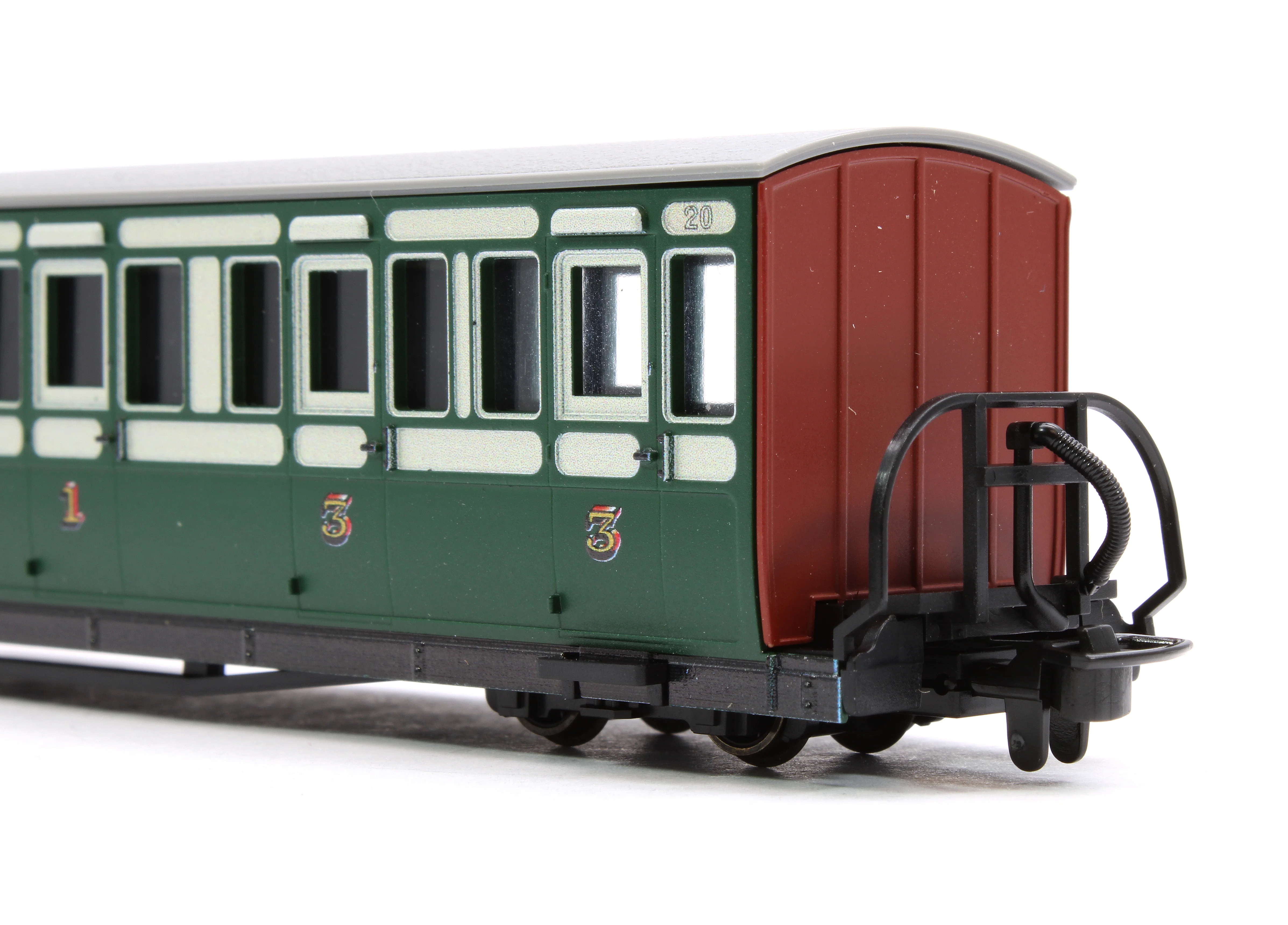 GR621B Ffestiniog Railway Long 'Bowsider' Bogie Coach, Early Preservation Green, No. 20 - Image 5
