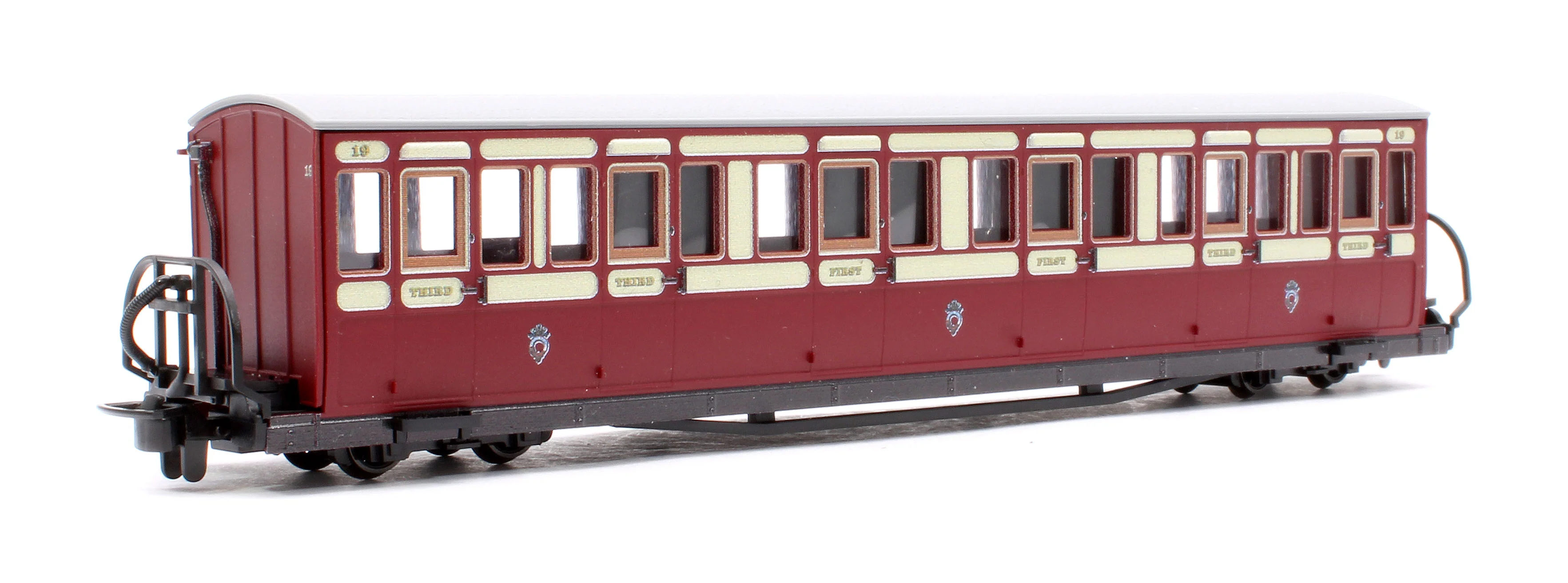GR622A Ffestiniog Railway Long 'Bowsider' Bogie Coach, Red & Cream, No. 19 - Image 3