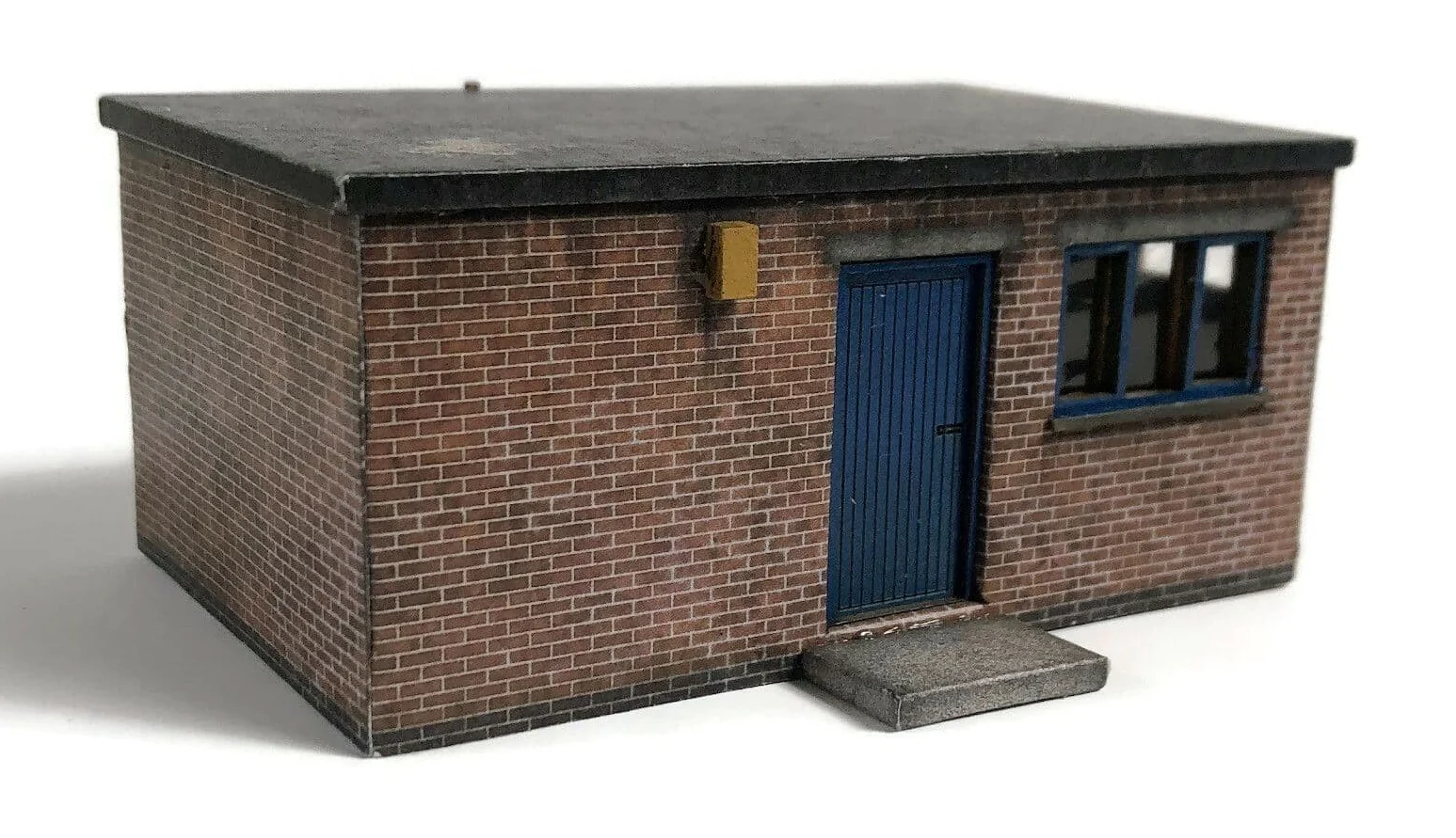 KX048 OO Utility Building/Plant Room Model Kit - Image 5