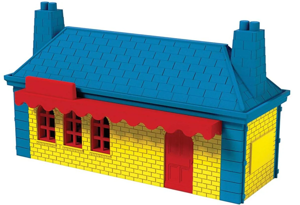 R9343 Playtrains - Builder and Station Building
