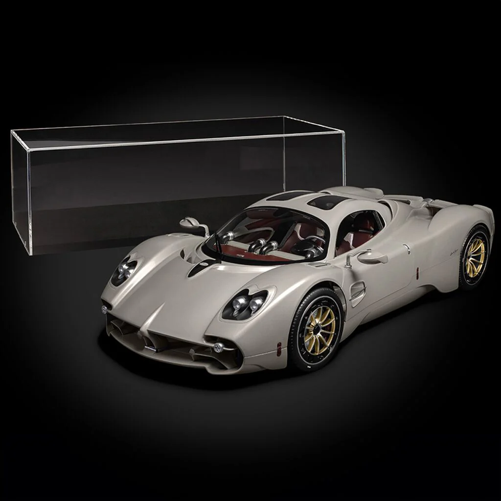 HK120 Pagani Utopia - Rinascimento Lucido Model Kit - Image 5
