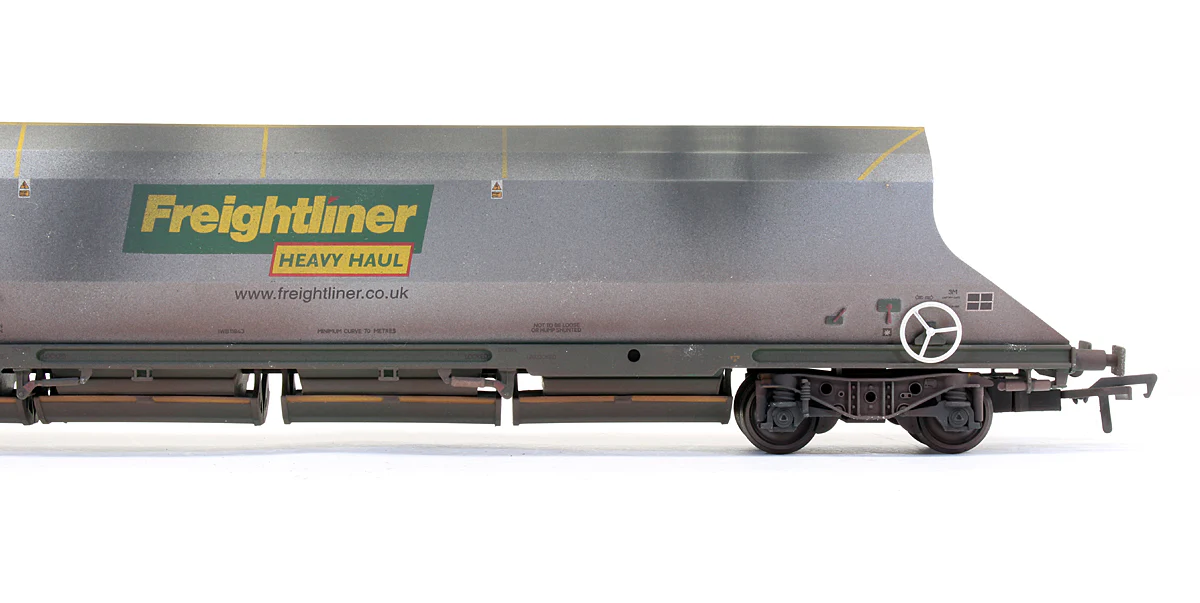 38-030A Pre-Owned 100 Tonne HHA Bogie Hopper Wagon 'Freightliner Heavy Haul' Sliding End Door - Custom Weathered - Image 4